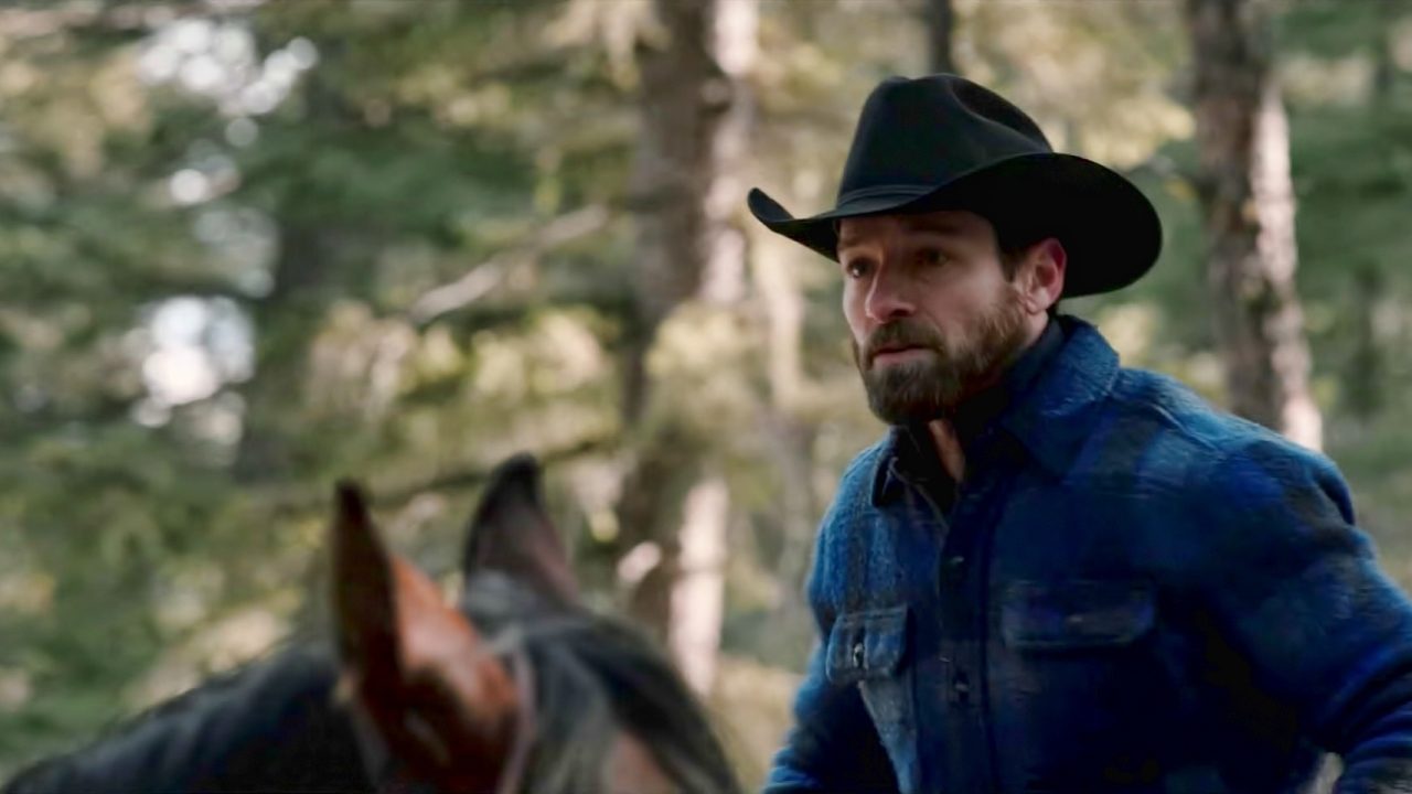 Ian Bohen in Yellowstone ian-bohen-in-yellowstone