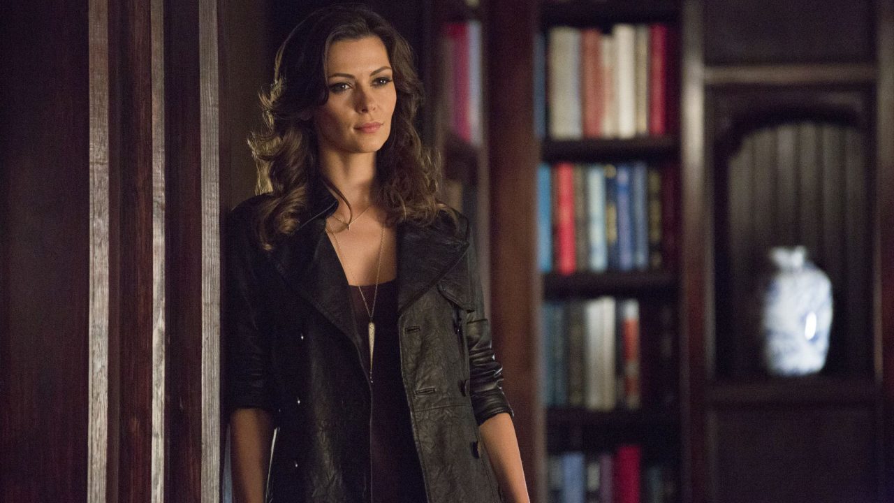 Olga Fonda in The Vampire Diaries olga-fonda-in-the-vampire-diaries