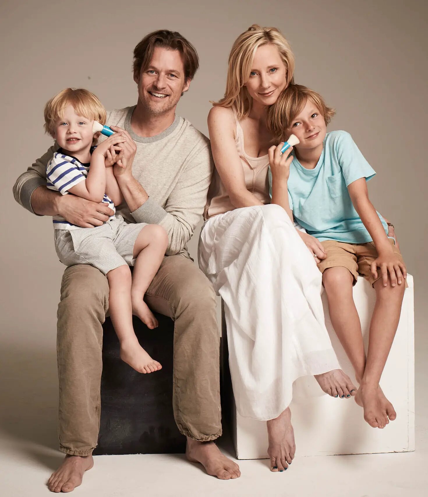 James Tupper with Anne Heche and children james-tupper-with-anne-heche-and-children