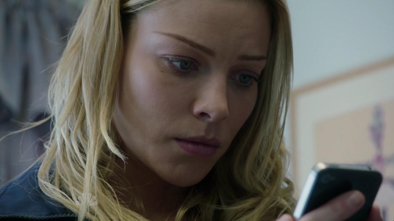 Lauren German in Chicago Fire lauren-german-in-chicago-fire