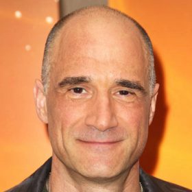 Elias Koteas