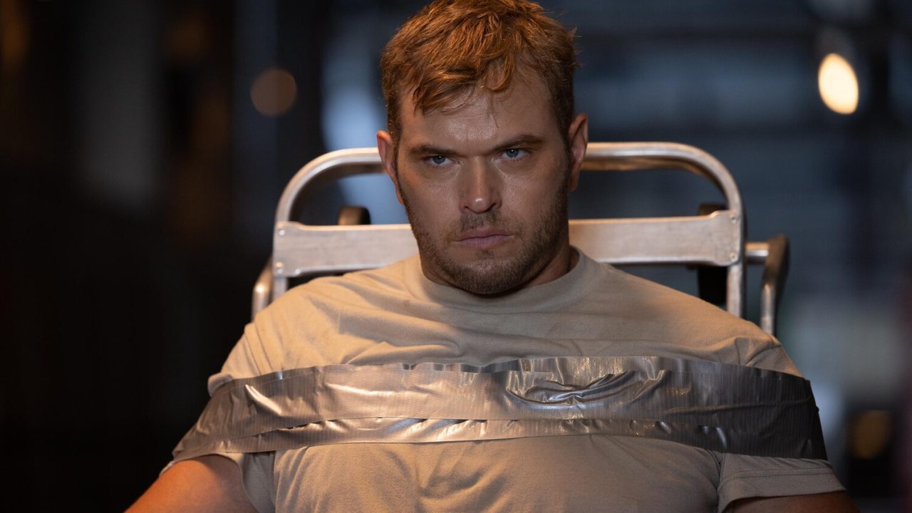 Келлан Латс в фильме «Должное правосудие» Келлан Латс в фильме «Должное правосудие»