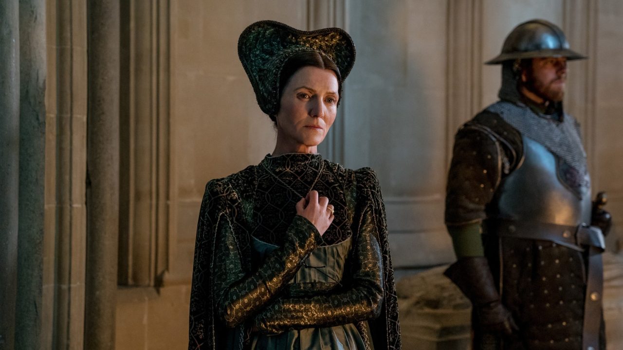 Мишель Фэйрли в сериале «Белая принцесса» Мишель Фэйрли в сериале «Белая принцесса»