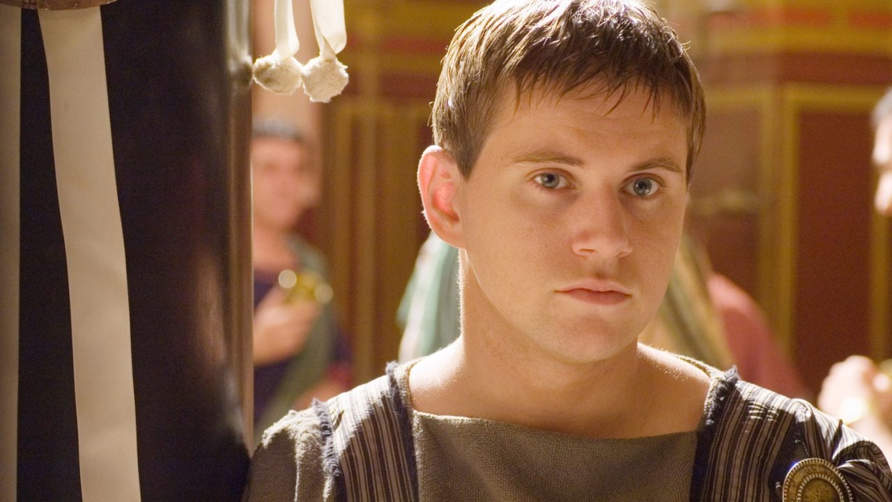 Аллен Лич в сериале «Рим» Аллен Лич в сериале «Рим»