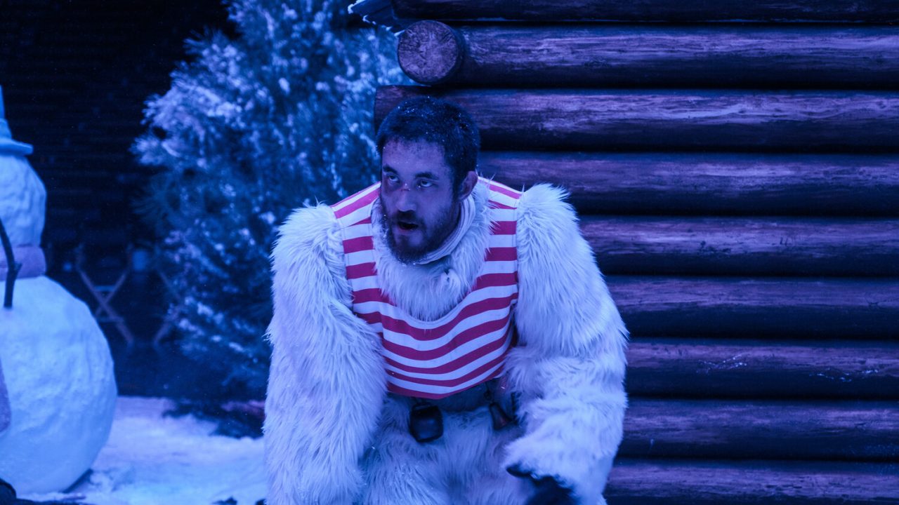 Эндрю Кодзи в фильме «Пацан против всех» Эндрю Кодзи в фильме «Пацан против всех»