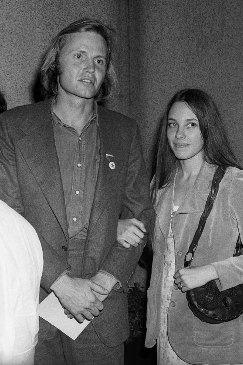 Маршелин Бертран и Джон Войт Маршелин Бертран и Джон Войт