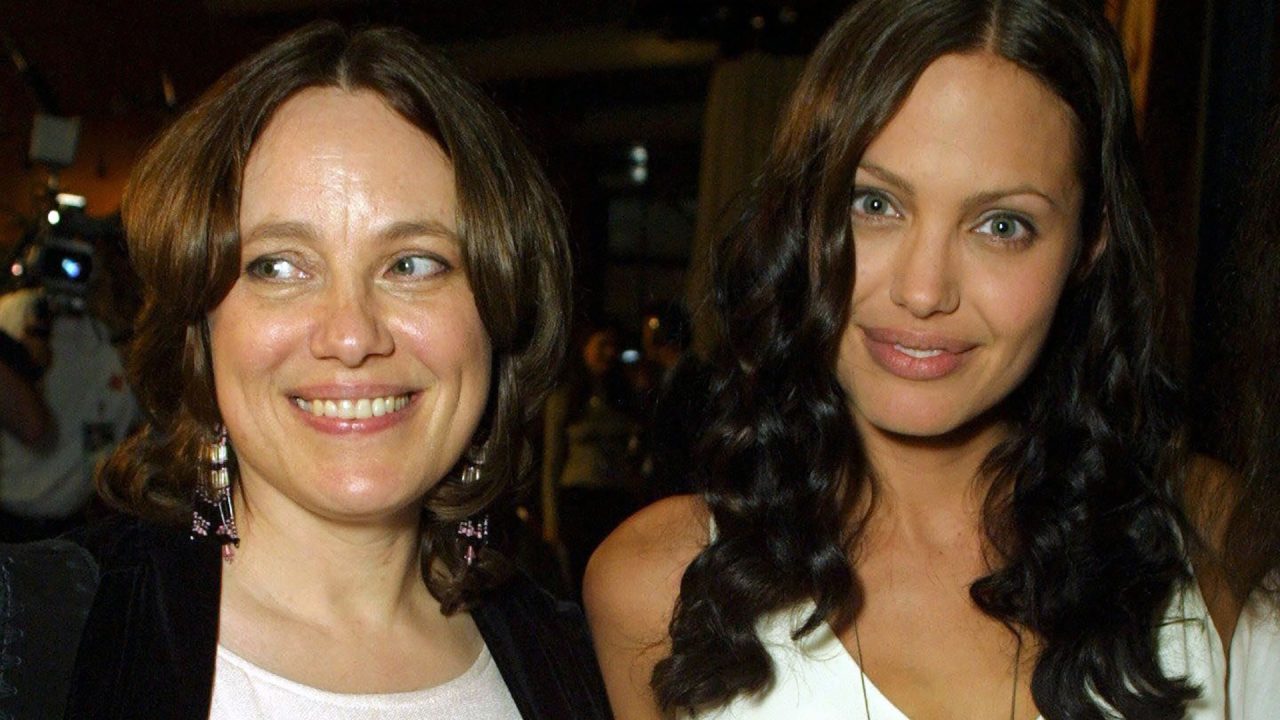 Маршелин Бертран с дочерью Анджелиной Джоли Маршелин Бертран с дочерью Анджелиной Джоли