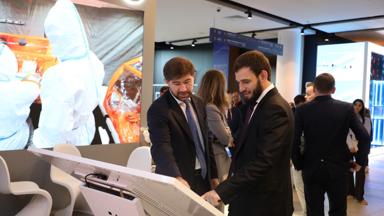 Руслан Алисултанов и Якуб Закриев Руслан Алисултанов и Якуб Закриев