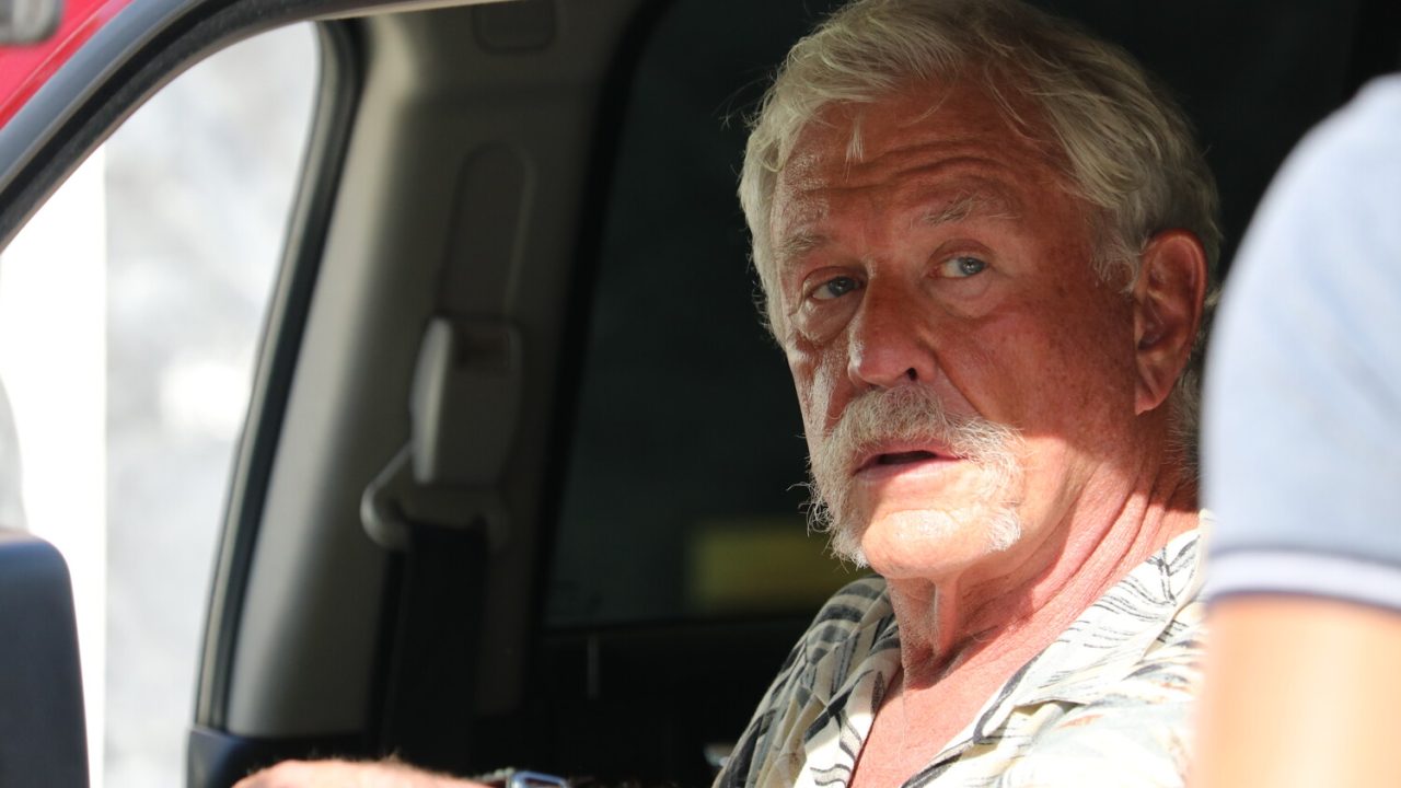 Том Беренджер в фильме «Чёрная метка» Том Беренджер в фильме «Чёрная метка»