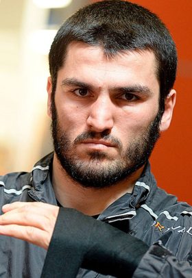 Бетербиев Артур Асильбекович